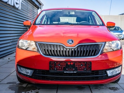 Skoda Rapid TSi 122 Ambition DSG - Mellem Halvkombi Aut.