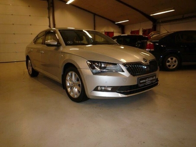 Skoda Superb TDi 150 Style DSG - Stor Halvkombi Aut.