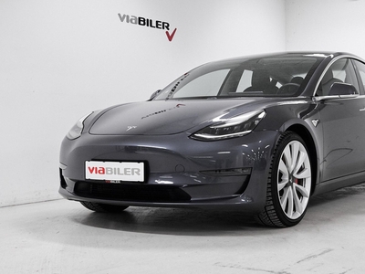 Tesla Model 3 Performance AWD 4d