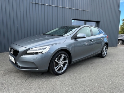 Volvo V40 2,0 D3 150 Momentum aut. 5d