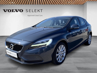 Volvo V40 2,0 T3 152 Momentum 5d