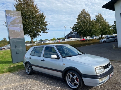 VW Golf III 2,0 GTi 5d