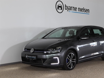 VW Golf VII 1,4 GTE DSG 5d