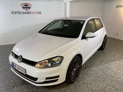 VW Golf VII 1,6 TDi 105 Comfortline BMT 5d