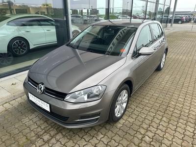 VW Golf VII 1,6 TDi 105 Comfortline DSG BMT 5d