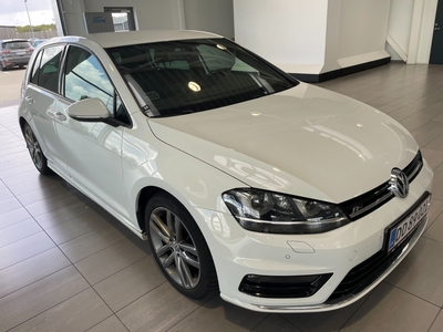 VW Golf VII 2,0 TDi 150 R-line DSG BMT 5d