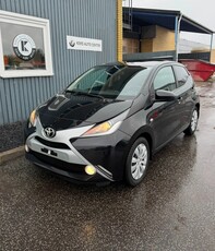 Toyota Aygo 1,0 VVT-i x-black II 5d