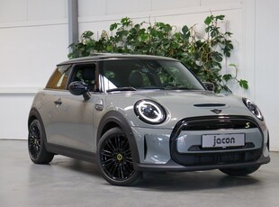 MINI Cooper SE Yours Trim 3d