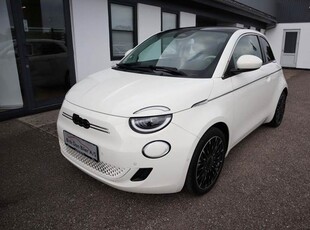 Fiat 500e la Prima