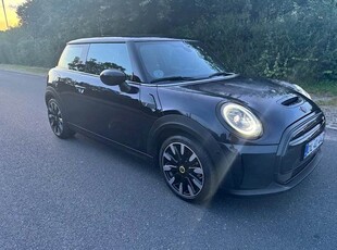 Mini Cooper SE Maximise