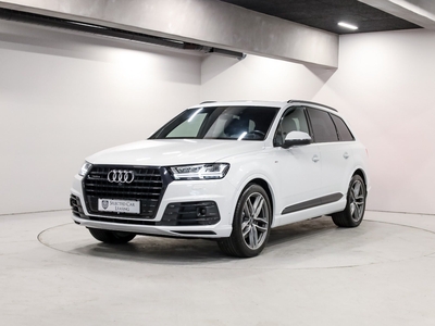 Audi Q7 3,0 TDi 272 S-line quattro Tiptr. 7prs 5d