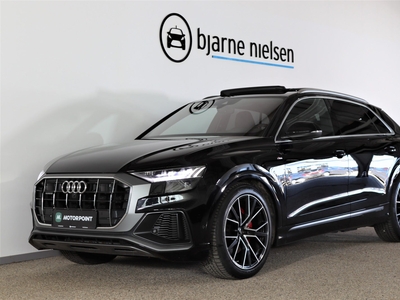 Audi Q8 50 TDi S-line quattro Tiptr. 5d