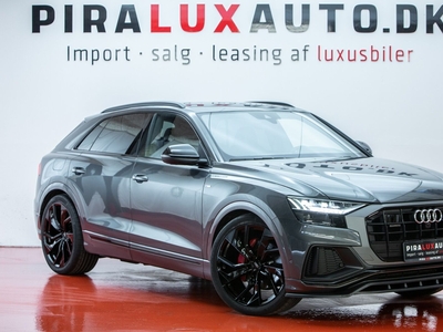 Audi Q8 50 TDi S-line quattro Tiptr. 5d