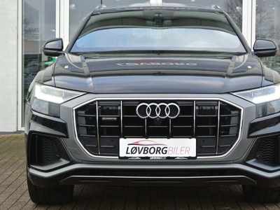 Audi Q8 TDi S-line quattro Tiptr. - SUV 4x4 Aut.