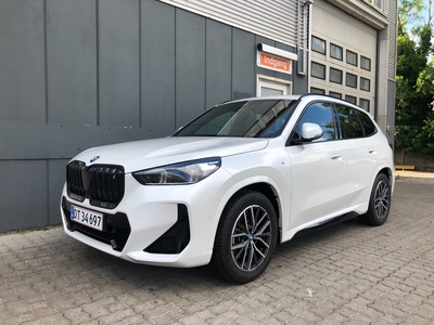 BMW iX1 xDrive30 M-Sport 5d