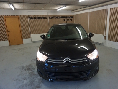 Citroën C4 1,6 HDi 110 Attraction 5d