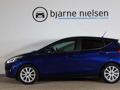 Ford Fiesta EcoBoost Titanium - Halvkombi