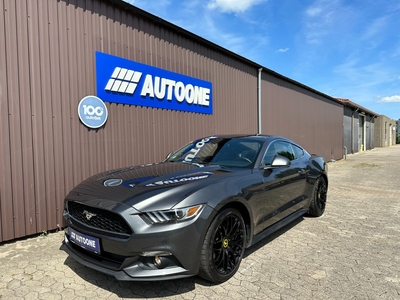 Ford Mustang 2,3 EcoBoost Fastback 2d