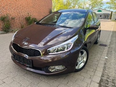 Kia Ceed 1,6 GDi Premium+ SW DCT 5d