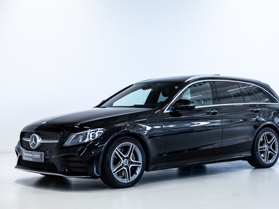 Mercedes C300 2,0 AMG Line stc. aut. 5d