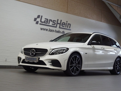 Mercedes C300 de 2,0 AMG Line stc. aut. 5d