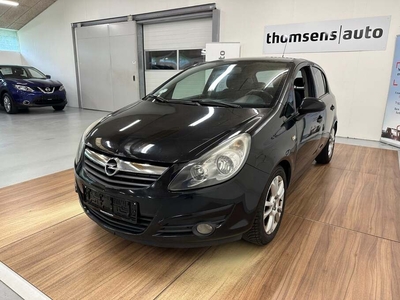 Opel Corsa 16V Cosmo - Mikro