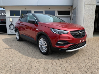 Opel Grandland X 1,2 T 130 Exclusive 5d