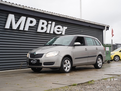 Skoda Fabia 1,6 16V Ambiente Combi 5d