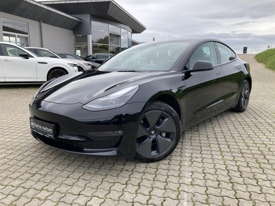 Tesla Model 3 Long Range AWD 4d