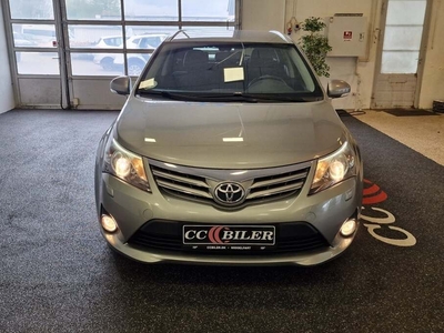 Toyota Avensis VVT-i T2 Premium stc. - St.car