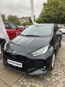 Toyota Yaris 1,5 Hybrid H3 Vision e-CVT 5d