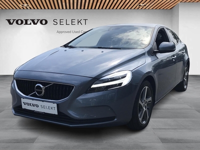 Volvo V40 2,0 T3 152 Momentum 5d