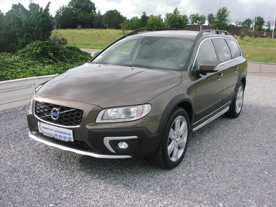 Volvo XC70 2,4 D5 215 Momentum aut. AWD 5d