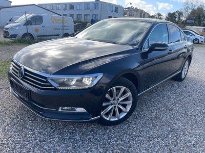 VW Passat 1,8 TSi 180 Highline DSG 4d