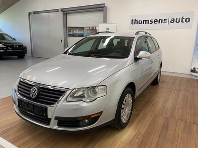 VW Passat TDi 140 Trendline Variant - St.car