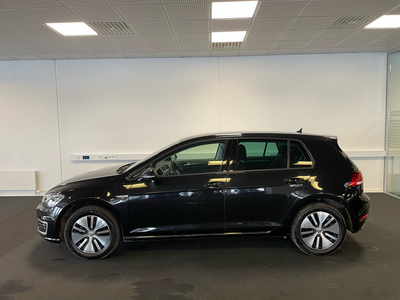 VW Golf EL 136HK 5d Aut.