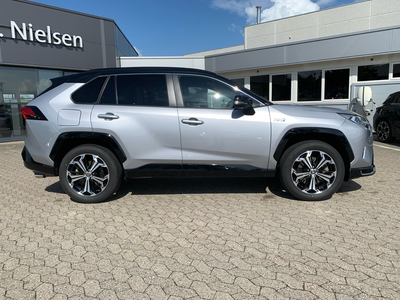 Toyota RAV4 Plug-in2,5 Plugin-hybrid H3 Style AWD 306HK 5d 6g Aut.