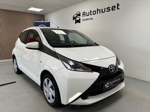 Toyota Aygo 1,0 VVT-i x-white 5d