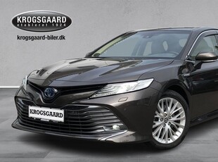 Toyota Camry 2,5 Hybrid H3 Executive CVT 4d