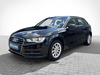 Audi A3 1,2 TFSi 110 Attraction Sportback 5d