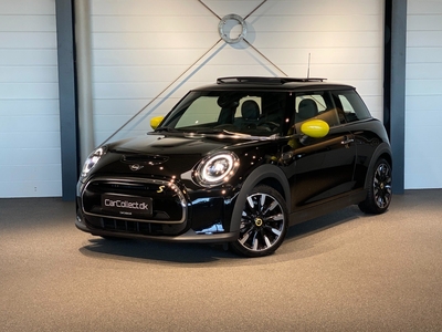 MINI Cooper SE Classic Trim 3d