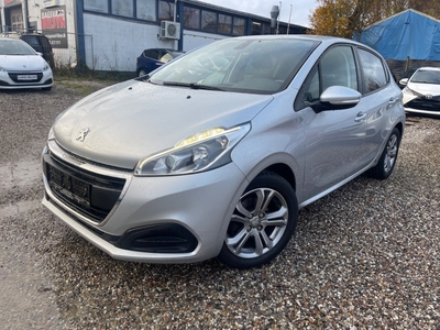 Peugeot 208 1,2 VTi 82 Chili+ 5d