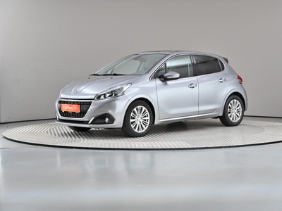 Peugeot 208 1,5 BlueHDi 100 Signature Sky 5d