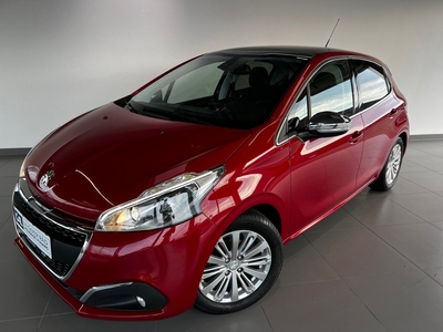 Peugeot 208 1,6 BlueHDi 100 Desire Sky 5d