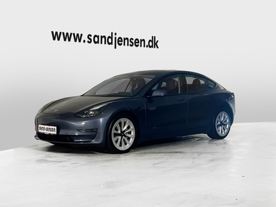 Tesla Model 3 Long Range AWD 4d