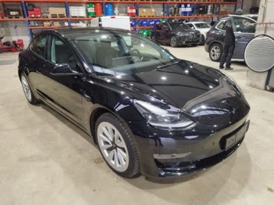 Tesla Model 3 Long Range AWD 4d