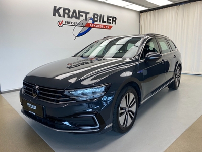 VW Passat 1,4 GTE Variant DSG 5d