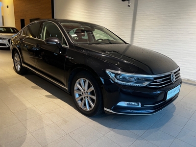 VW Passat 2,0 TSi 280 Highline DSG 4Motion 4d