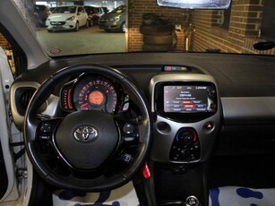 Toyota Aygo 1,0 VVT-i x-play x-touch