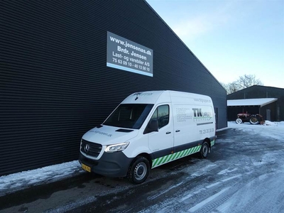 Mercedes Sprinter 3,0 319 CDI A2 H2 RWD **TO SKYDEDØRE** 7G-Tronic 190HK Van